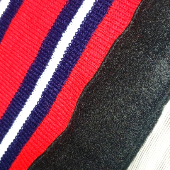 NWT UMO Lorenzo Red & Black Fleece Neck Face Mask Half-Face Cover. - Picture 4 of 10